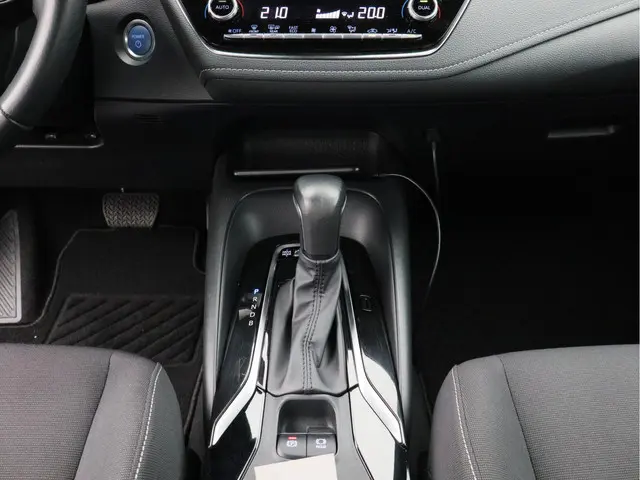 Toyota Corolla Touring Sports