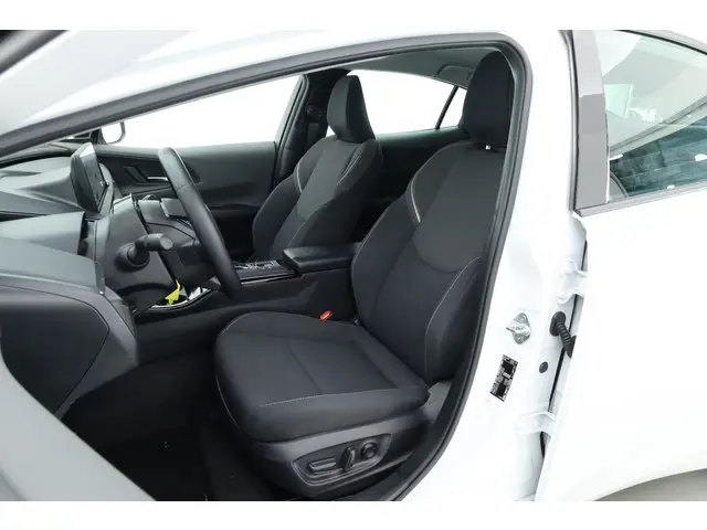Toyota Prius 2.0 Plug-in Executive - Orig. NL | Rijklaar! | Dig. Cockpit | Adapt. Cruise | Stoel-Stu...