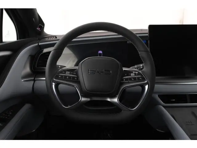 BYD SEALION