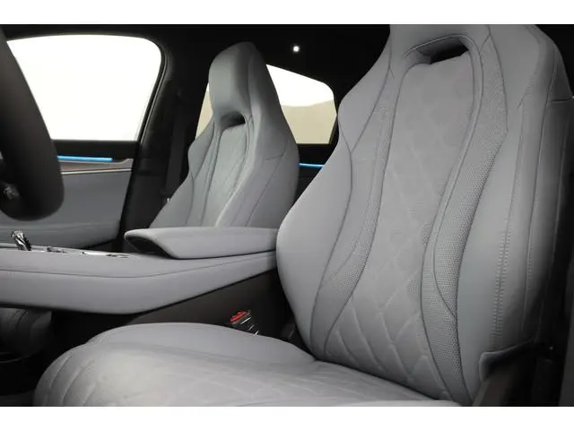 BYD SEALION