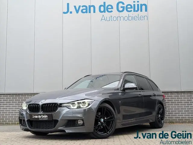 BMW 3-serie Touring 318i M Sport Corporate Lease | Panorama | Cognac Leder | Org NL | LED | APK &OH...