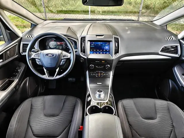 Ford S-Max