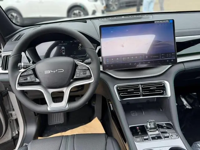 BYD SEAL U