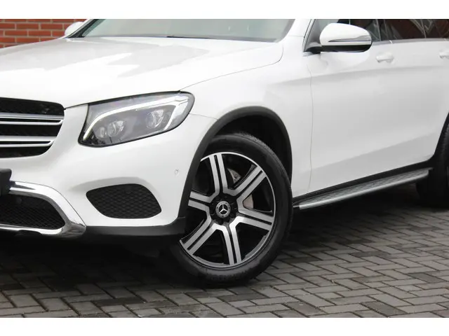 Mercedes-Benz GLC 250 4MATIC | Pano | Trekhaak |