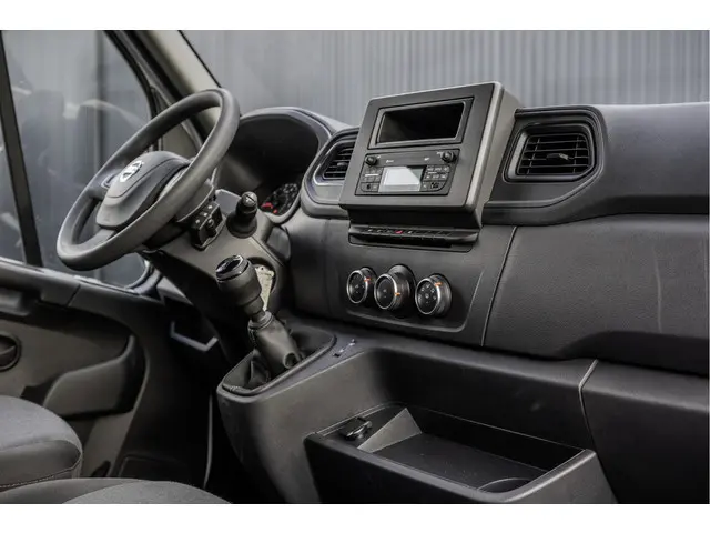 Nissan Interstar 2.3 dCi Bakwagen met deuren | 164 PK | Euro 6 | Cruise | Airco | MF Stuur