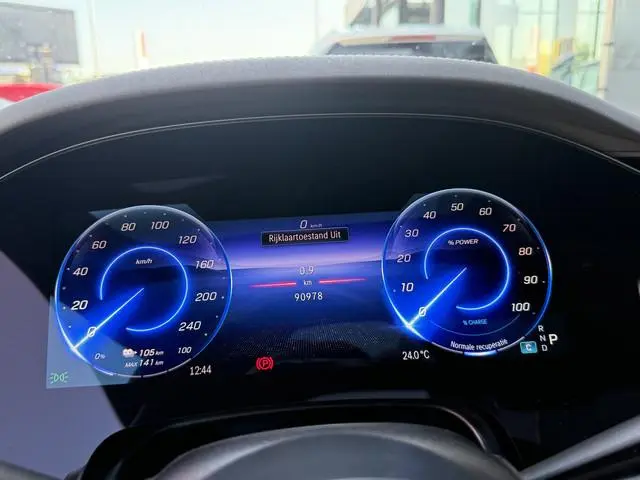 Mercedes-Benz EQS