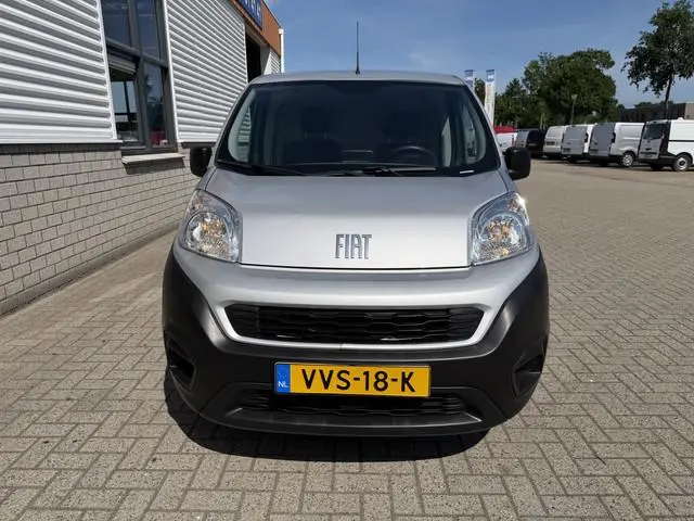 Fiat Fiorino 1.3 MJ Adventure / vaste prijs rijklaar € 9.950 ex btw / lease vanaf € 168 / euro 6 / b...