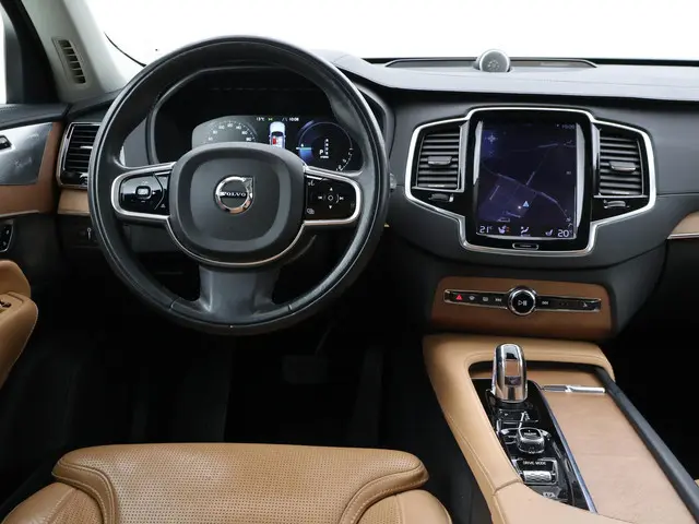 Volvo XC90 2.0 T8 TWIN E. INSCRIPTION + BOWERS & WILKINS | LUCHTVERING | HEAD-UP | STOELVENTILATIE