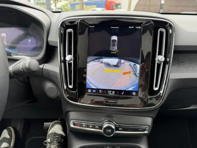Volvo C40