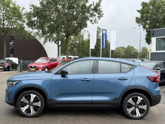 Volvo C40 Recharge Core 70 kWh SOH 95% | STOEL & STUUR VERWARMING | ACHTERUITRIJCAMERA | 12 MND BOVA...