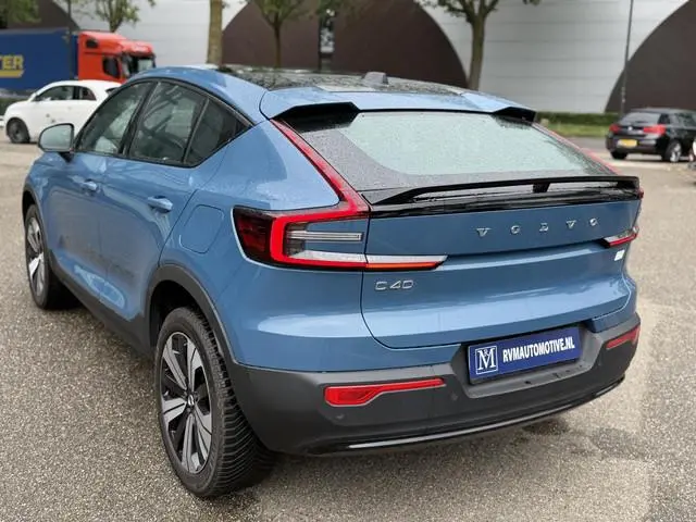 Volvo C40 Recharge Core 70 kWh SOH 95% | STOEL & STUUR VERWARMING | ACHTERUITRIJCAMERA | 12 MND BOVA...