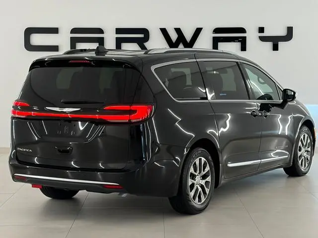 Chrysler Pacifica