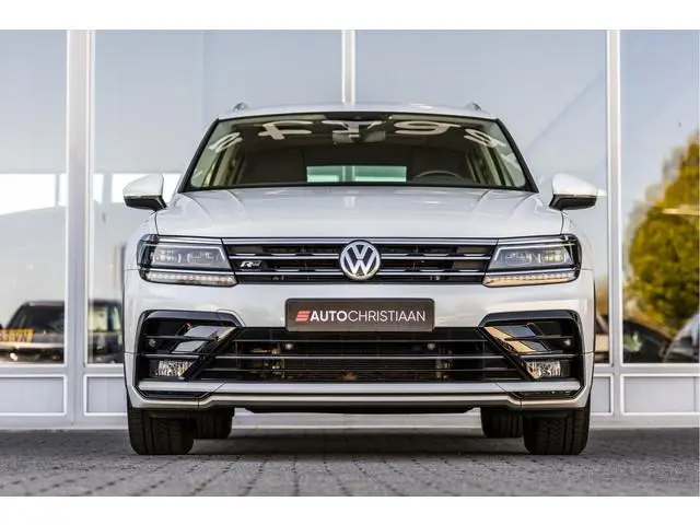 Volkswagen Tiguan 1.4 TSI R-line | Pano | Camera | ACC