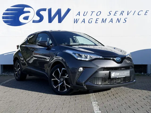 Toyota C-HR 1.8 Hybrid Team D | CarPlay | ACC | Camera | Keyless | 18 inch