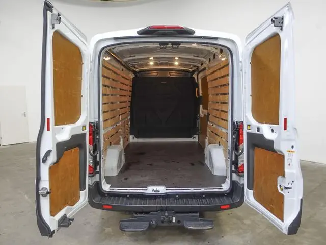 Ford Transit 330 2.0 TDCI L3H2 Trend Airco Adaptive Cruise Control Navigatie Trekhaak