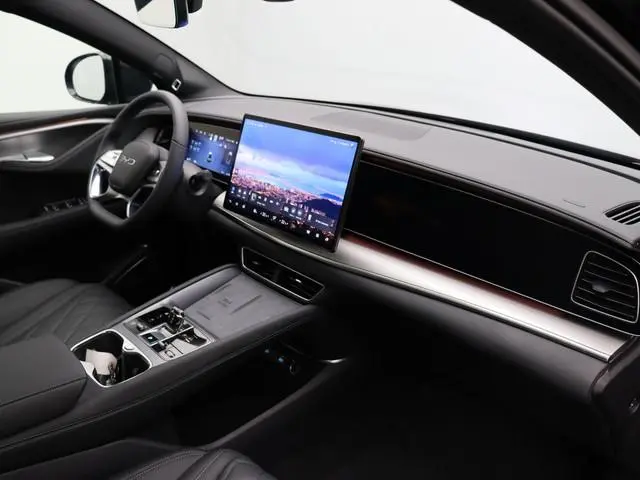 BYD SEALION