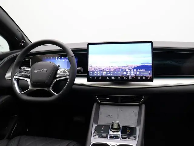 BYD SEALION