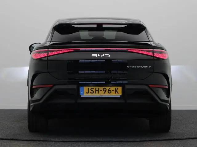 BYD SEALION