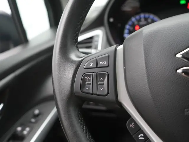 Suzuki S-Cross