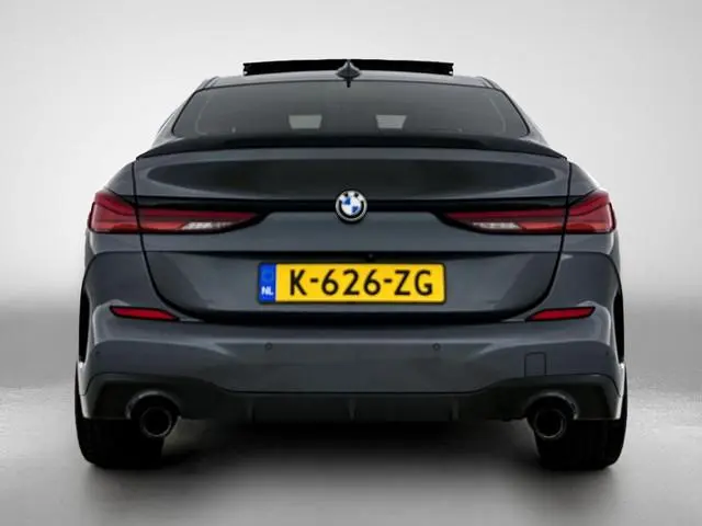 BMW 2-serie Gran Coupé 220i High Executive | Elektrisch Glazen Panorama-dak | Stoel- Stuurverwarming...