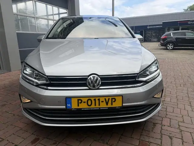 Volkswagen Golf Sportsvan 1.5 TSI ACT Highline Bj 2018 Km 151.000 Nap Navi,Panodak.Trekhaak,Cruise 1...