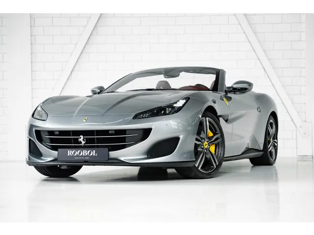 Ferrari Portofino V8 HELE | Passenger Display | Sport Exhaust | Apple Carplay