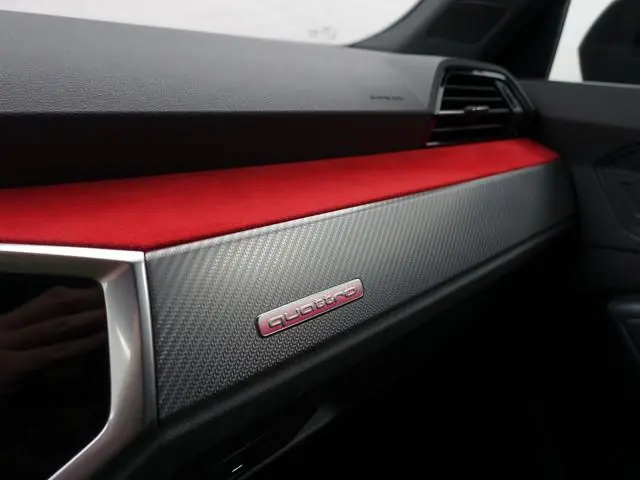 Audi RSQ3