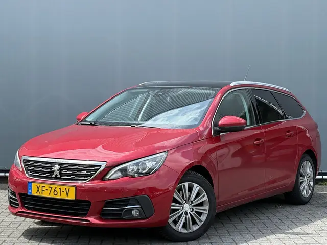 Peugeot 308 SW BWJ 2019 1.2 131 PK Blue Lease Premium NIEUWE DISTR.RIEM!! AUTOMAAT | PANORAMA | LEDE...