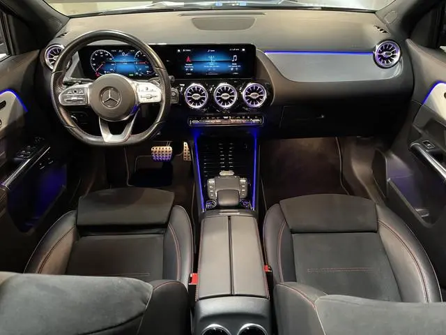 Mercedes-Benz GLA-klasse 250 e AMG Line Limited 19"/Panoramadak/Adaptieve cruise/Dodehoek/Sfeerverli...