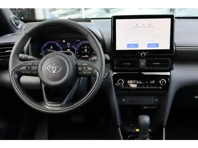 Toyota Yaris Cross 1.5 Hybrid 130 Executive, Premium Pack, HUD, JBL, € 1.000 Demo korting !