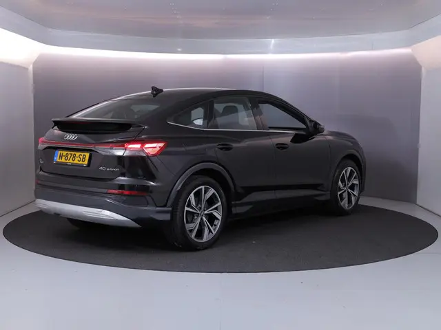 Audi Q4 Sportback e-tron 40 Advanced edition 77 kWh 204 pk | SoH 96% | Navigatie | Parkeersensoren a...