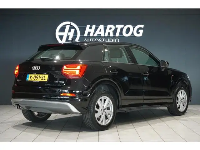 Audi Q2 35 TFSI S Edition 150pk + NAVI / LED / STOELVERWARMING / DAB