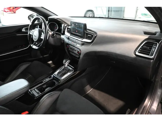 Kia ProCeed 1.4 T-GDI GT-PlusLine Automaat Navigatie Stuur/Stoelverwarming Goed Onderhouden! Inruil...