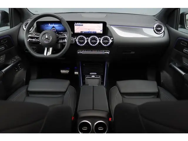 Mercedes-Benz B-klasse 250 e AMG Line | Panoramadak | Memory | Distronic | AMG Exclusief-pakket | Tr...