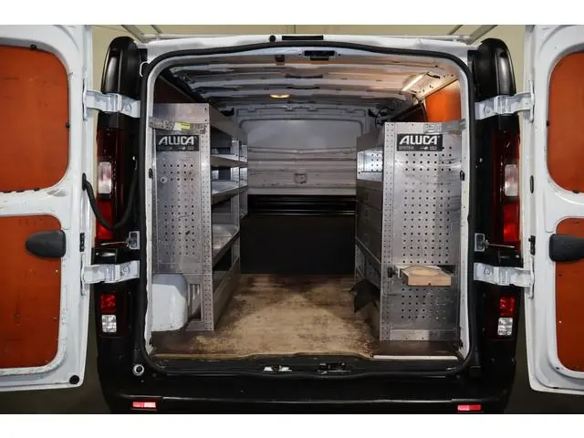 Renault Trafic 1.6 dCi Airco Inrichting Imperiaal Sidebars