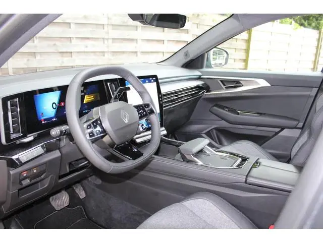 Renault Austral 1.2 E-Tech full hybrid 200 Techno NIEUW MODEL, 19 inch,Winter Pakket