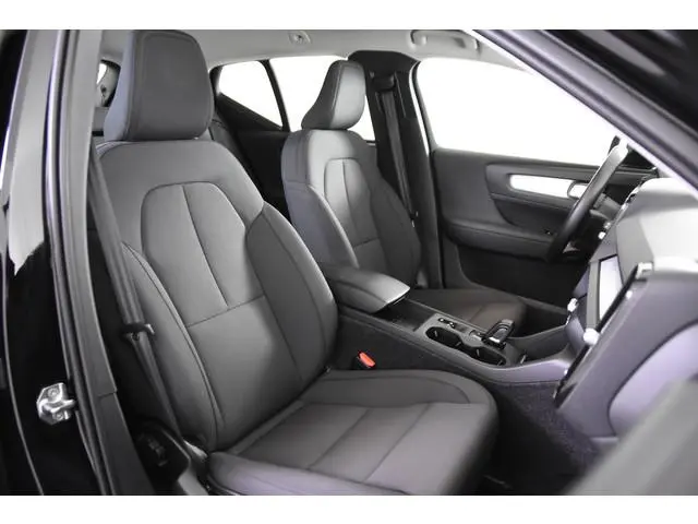 Volvo XC40 1.5 T4 Recharge Inscription *1ste Eigenaar*Navigatie*360 Camera*