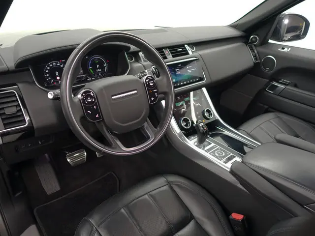 Land Rover Range Rover Sport 2.0 P400e Autobiography Dynamic- Panoramisch dak, Memory Seats, Koelkas...