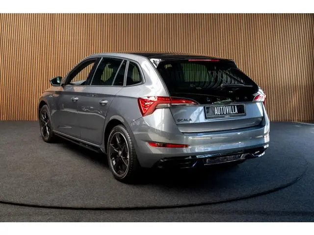 ŠKODA Scala 1.0 TSI Monte Carlo Matrix Navi Panodak Leer PDC Stuurverwarming Stoelverwarming Cruise...