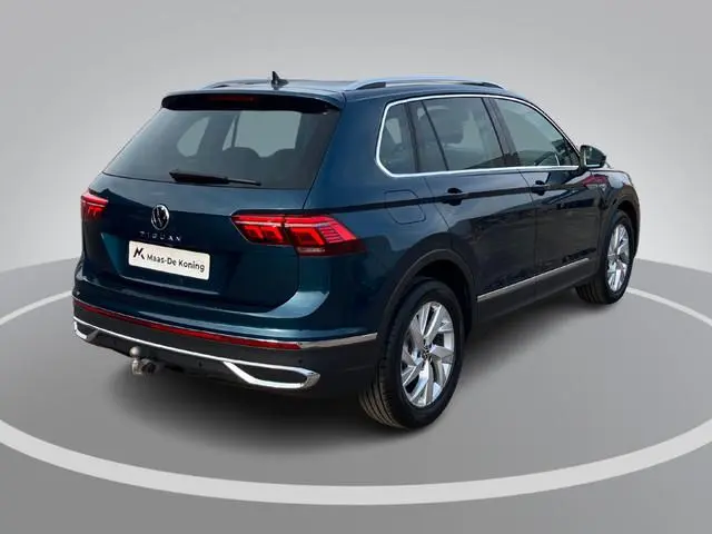 Volkswagen Tiguan 1.5TSI 110KW/150PK DSG Elegance Panoramadak · Trekhaak · Camera + Parkeersensoren...