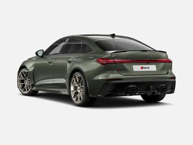 Audi A5 Limousine RS 5 e-hybrid quattro 639 PK · RS keramisch brons · Audi sportpakket · Panoramadak...