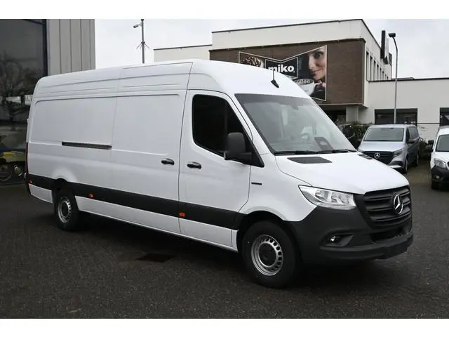 Mercedes-Benz eSprinter 314 L3H2 RWD Pro 81kWh Smartphone integratiepakket, DC-opladen 115kW