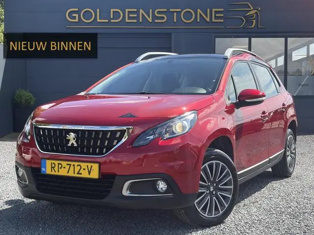 Peugeot 2008 1.2 PureTech Blue Lion 110pk,Carplay,Trekhaak,Pano,Navi,Airco,Cruise,Pdc,N.A.P,Nieuwe A...