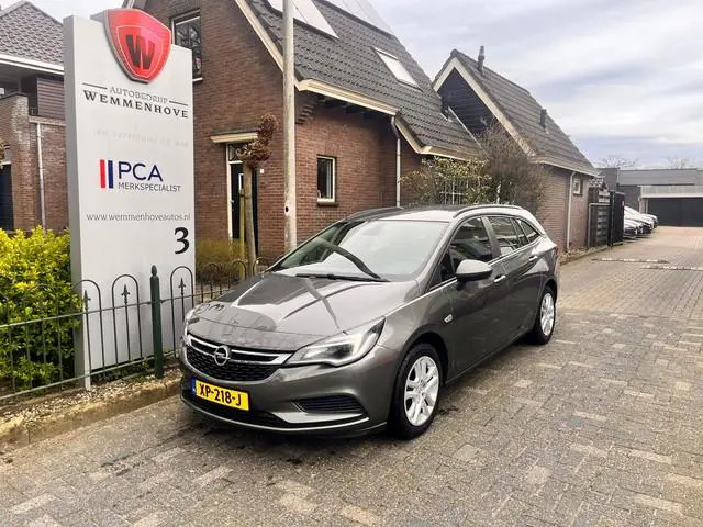 Opel Astra Sports Tourer 1.0 Turbo Online Edition