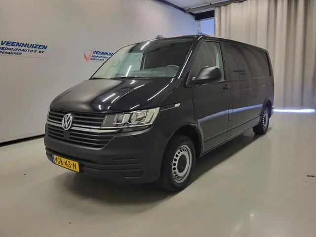 Volkswagen Transporter 2.0TDI 150pk L2/H1 Automaat Inrichting Euro 6!