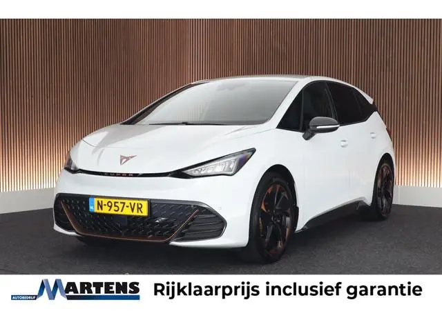 CUPRA Born Performance One 204pk 62 kWh SOH 91% Keyless Stoelverwarming Camera Navigatie ACC