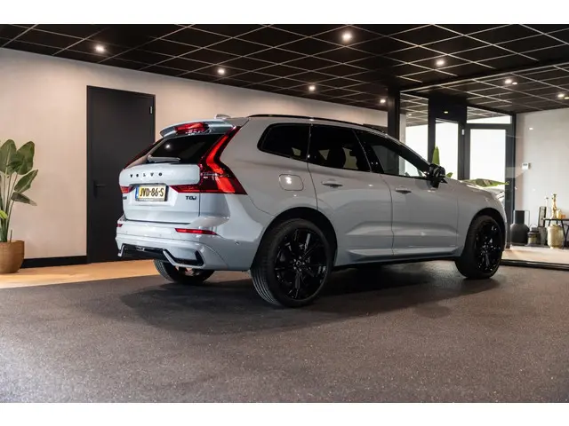 Volvo XC60  T8 Ultra Black Edition Plug-In Hybrid AWD | Massage | B&W | Napp