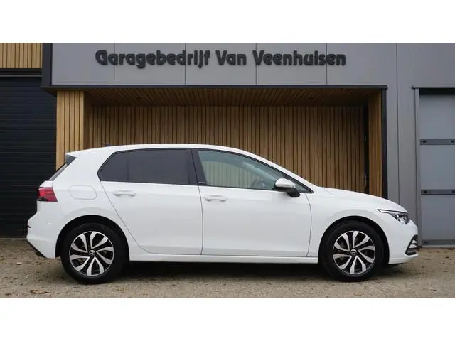 Volkswagen Golf 1.5 TSI 131PK 5Drs Active Business LED A-Camera Virtual Stoel & Stuurverwarming Adap...