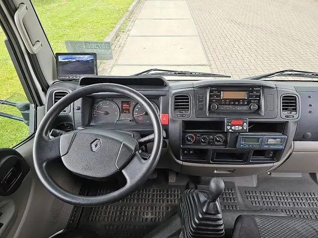 Renault Maxity