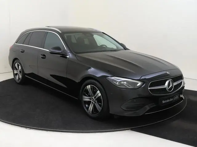 Mercedes-Benz C-klasse Estate 180 Luxury Line / Stoelverwarming / Achteruitrijcamera / Trekhaak /